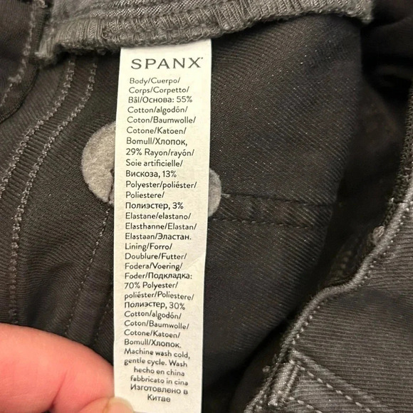 SPANX Women’s Stretch Twill Ankle Cargo Pant Jogger Washed Black NWT Size S & XS - Picture 13 of 14